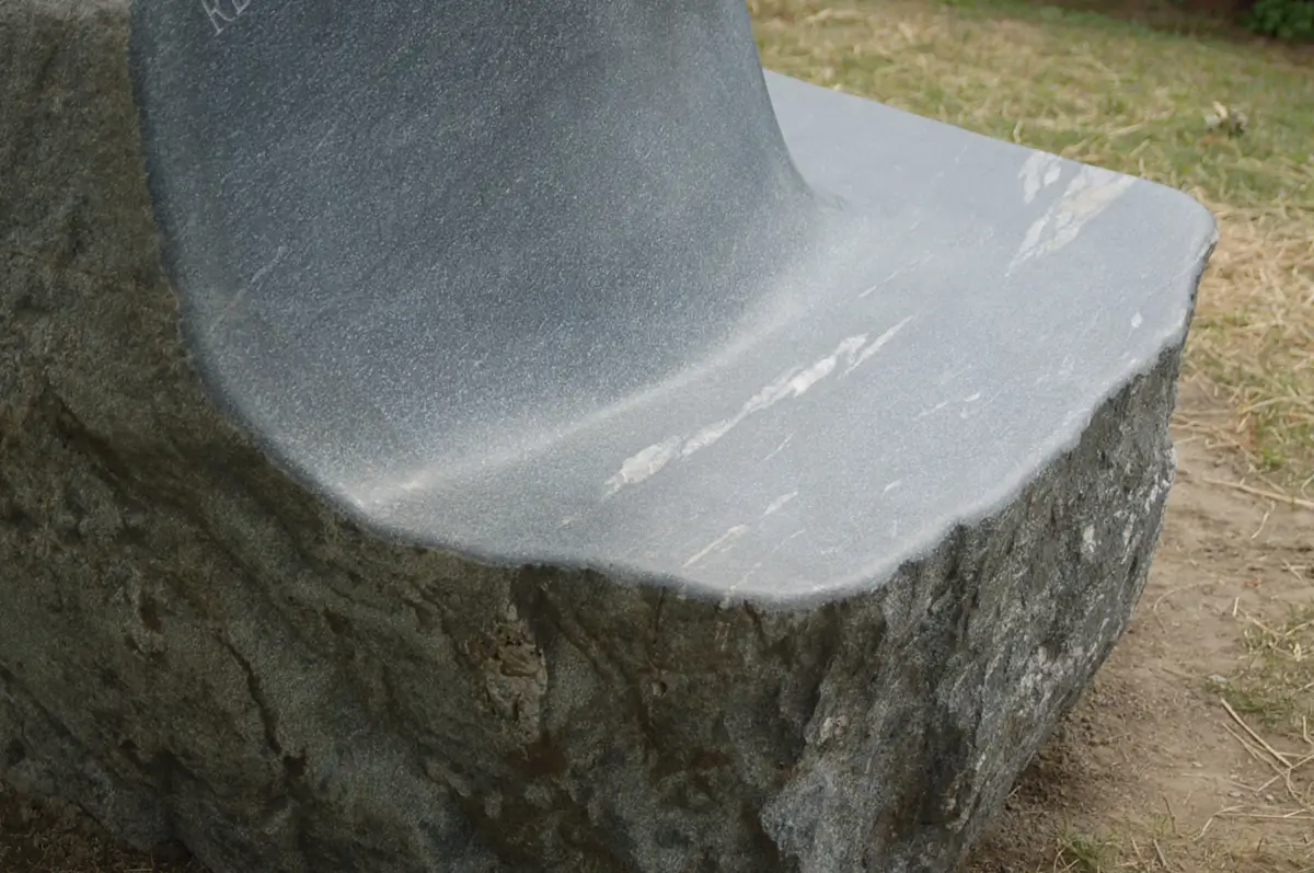 Roth Memorial, view 3