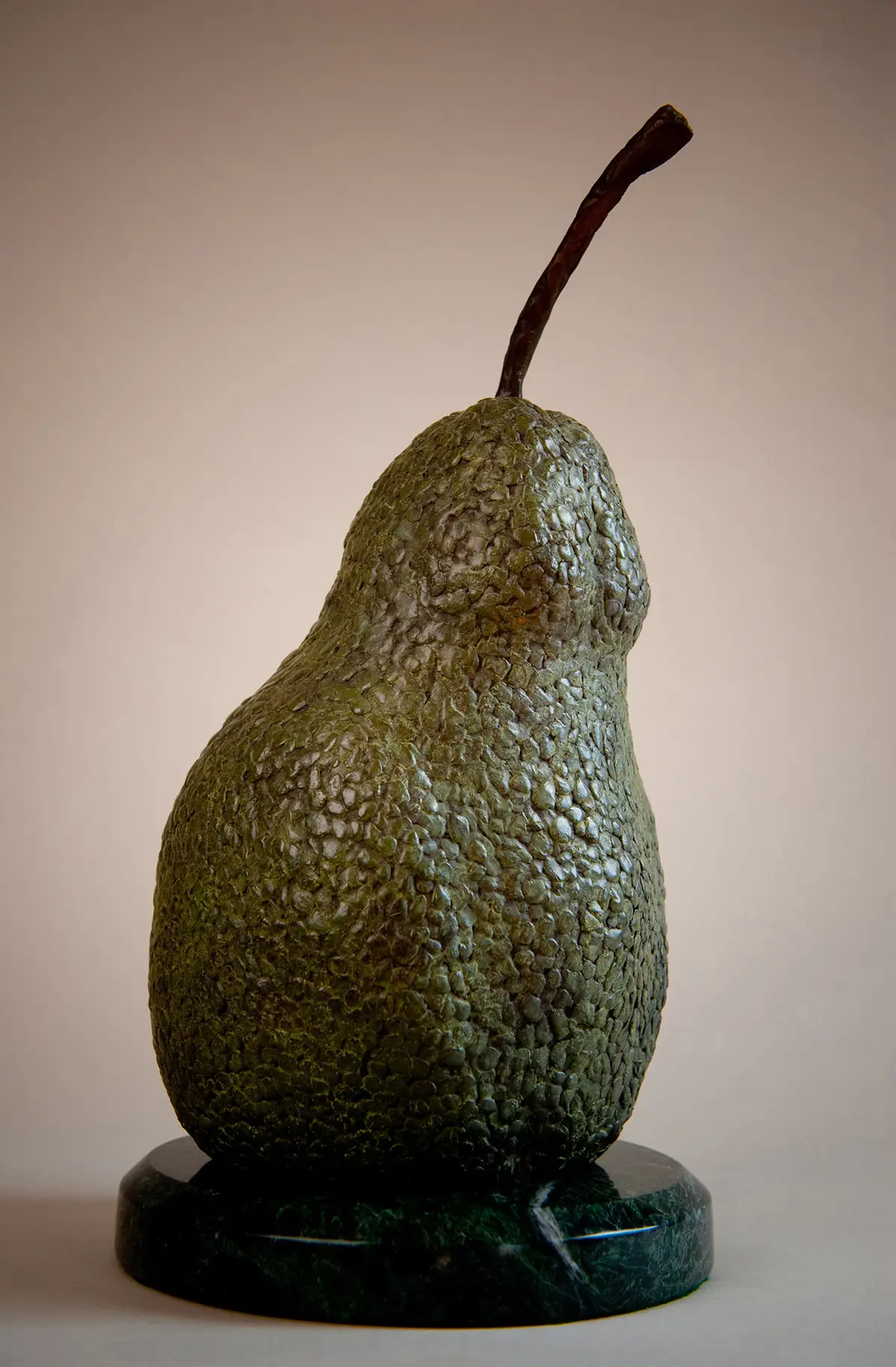 Series of Pears, view 9
